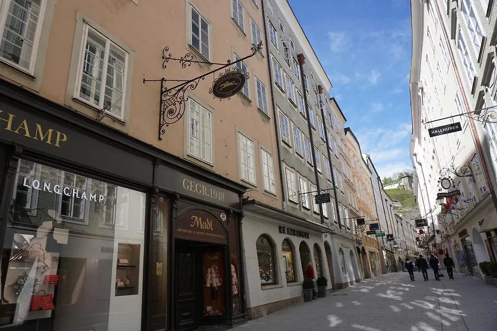 Apartment At Mozart-Geburtshaus Salzburg