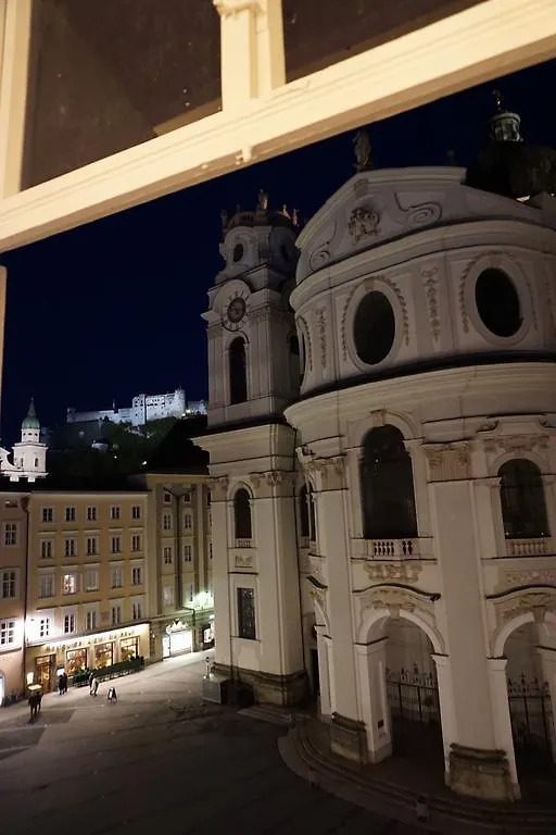 Apartment At Mozart-Geburtshaus Salzburg Austria